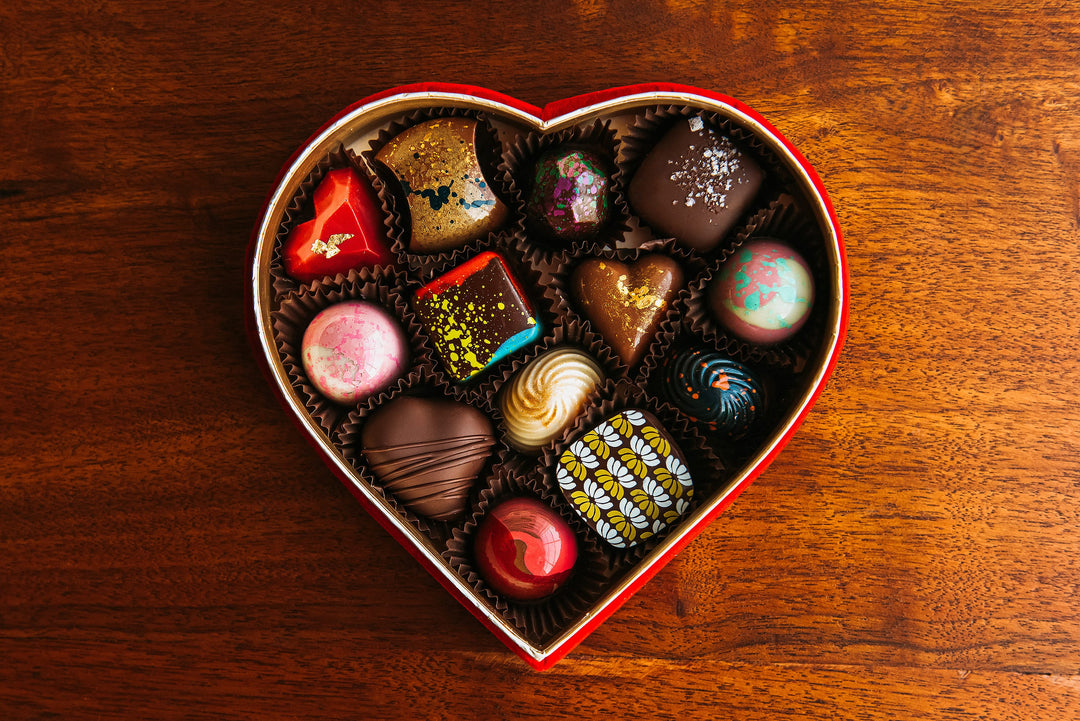 14piece-chocolate-heart-box-