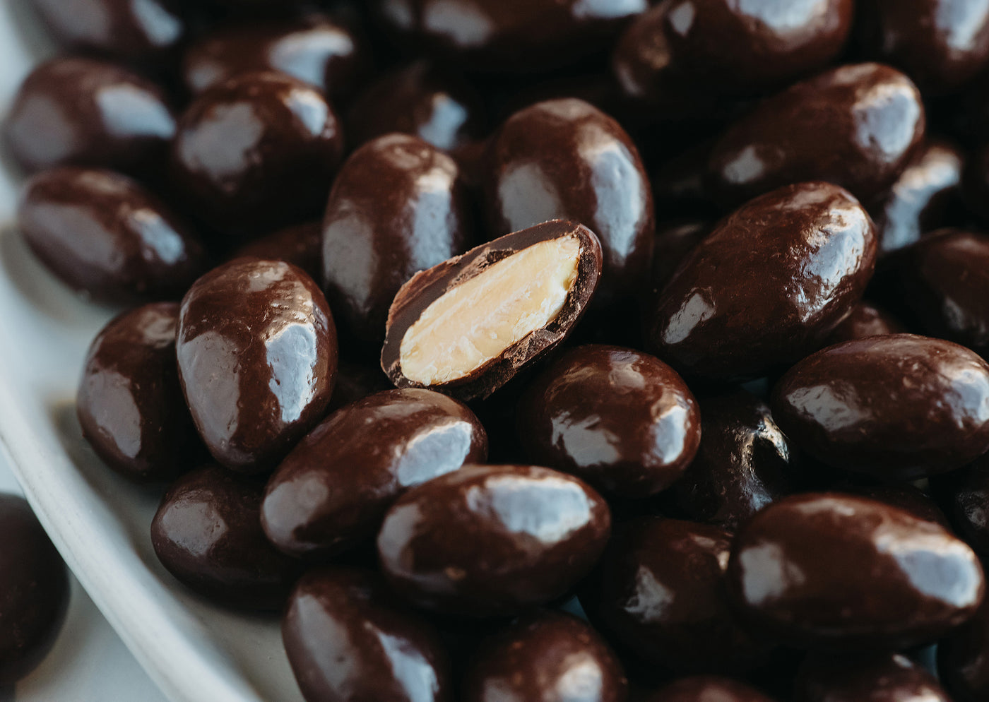 Dark Chocolate Almonds (No Sugar Added)